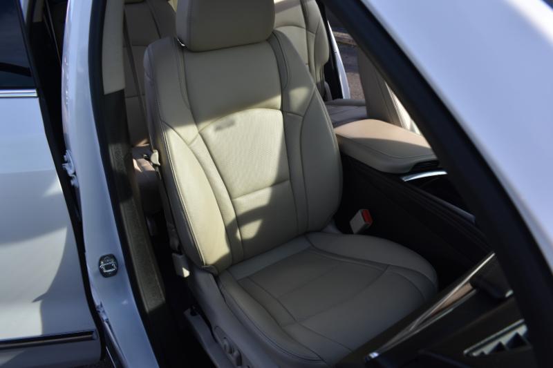Buick Enclave AWD 4dr Essence 2020