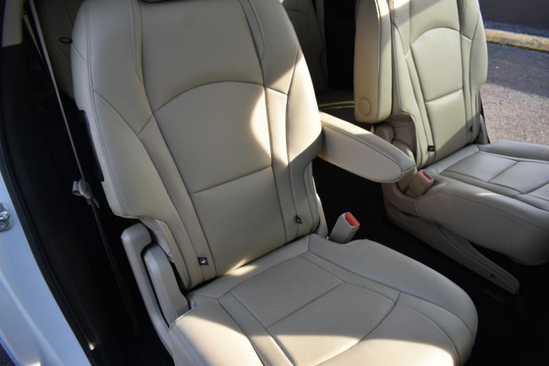 Buick Enclave AWD 4dr Essence 2020
