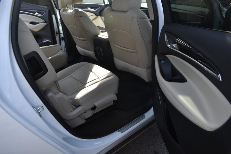 Buick Enclave AWD 4dr Essence 2020