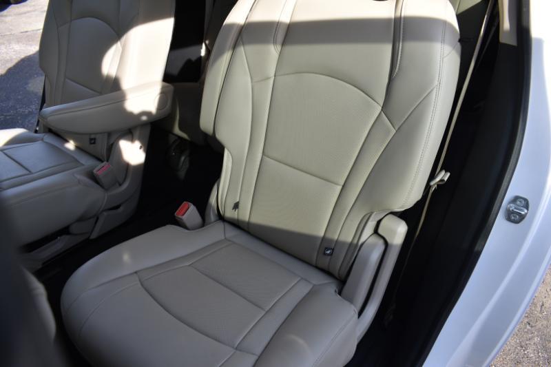 Buick Enclave AWD 4dr Essence 2020