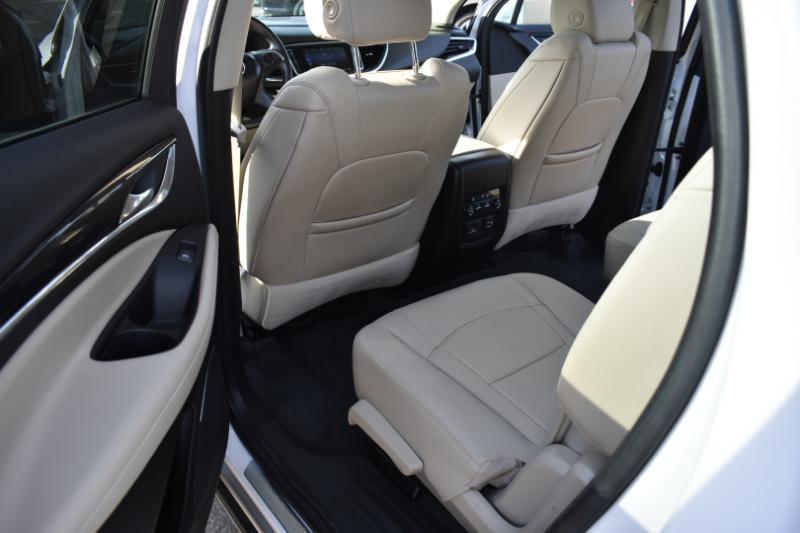 Buick Enclave AWD 4dr Essence 2020