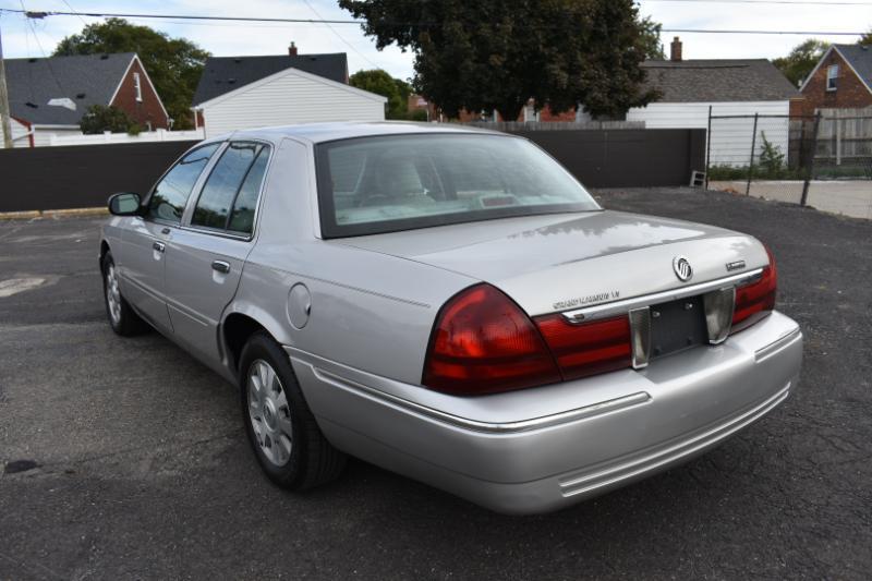 Mercury Grand Marquis 4dr Sdn LS Premium 2004