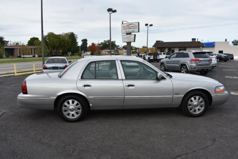 Mercury Grand Marquis 4dr Sdn LS Premium 2004