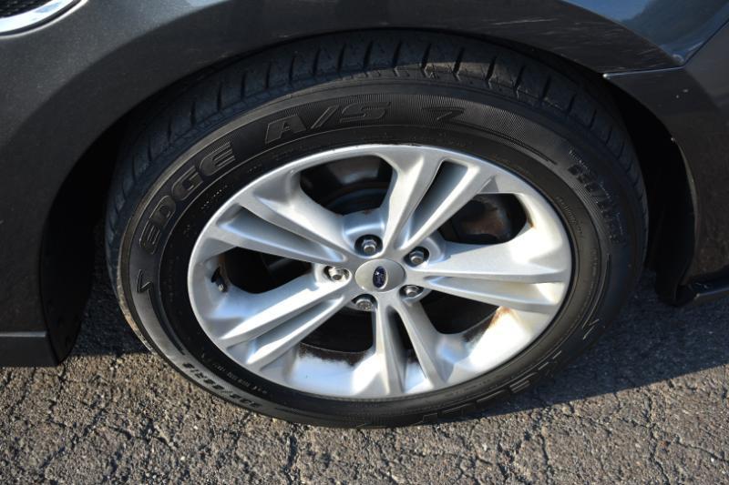 Ford Taurus 4dr Sdn SEL FWD 2016