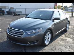 2016 Ford Taurus 