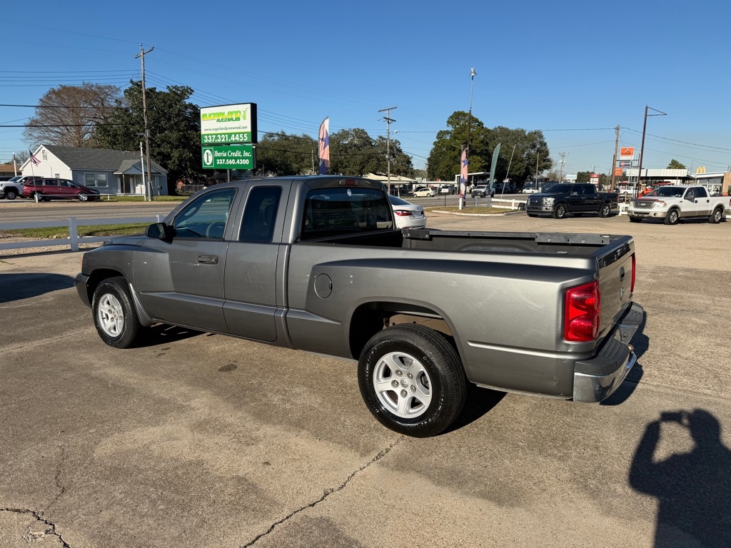 Dodge Dakota SLT Club Cab 2WD 2006