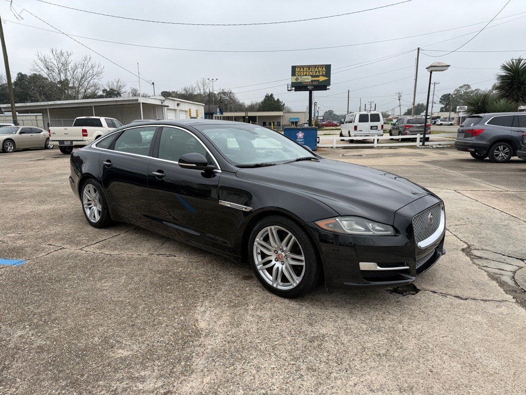 Jaguar XJ-Series XJL Portfolio 2017