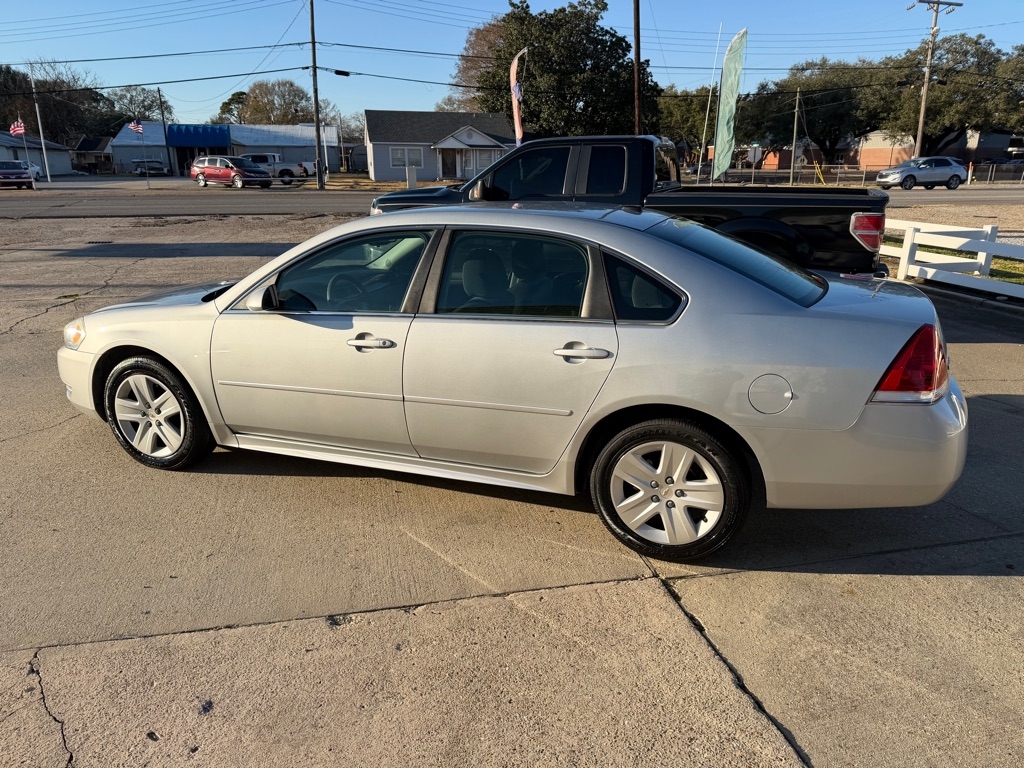 Chevrolet Impala LS 2011