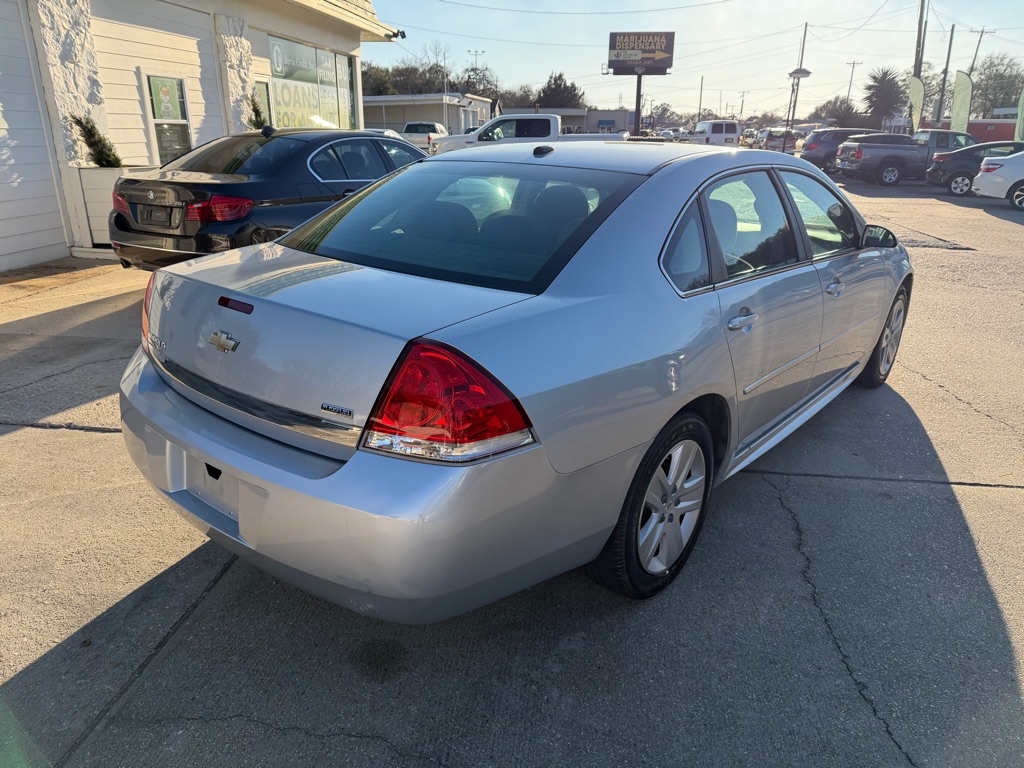 Chevrolet Impala LS 2011