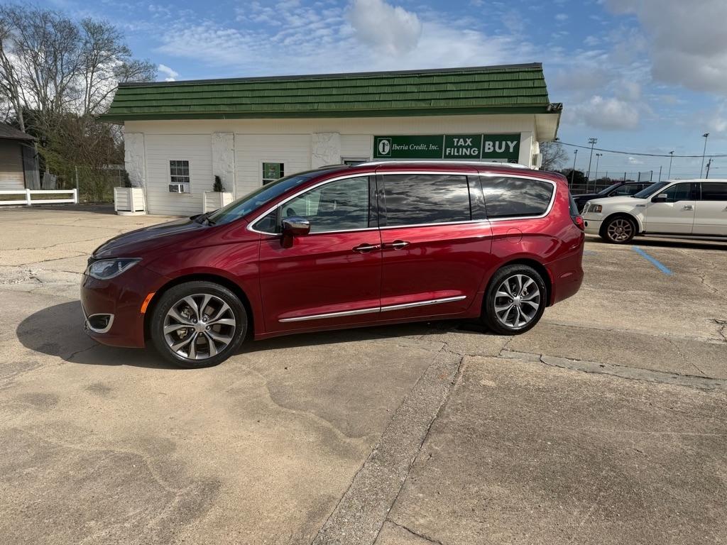 Chrysler Pacifica Limited 2017