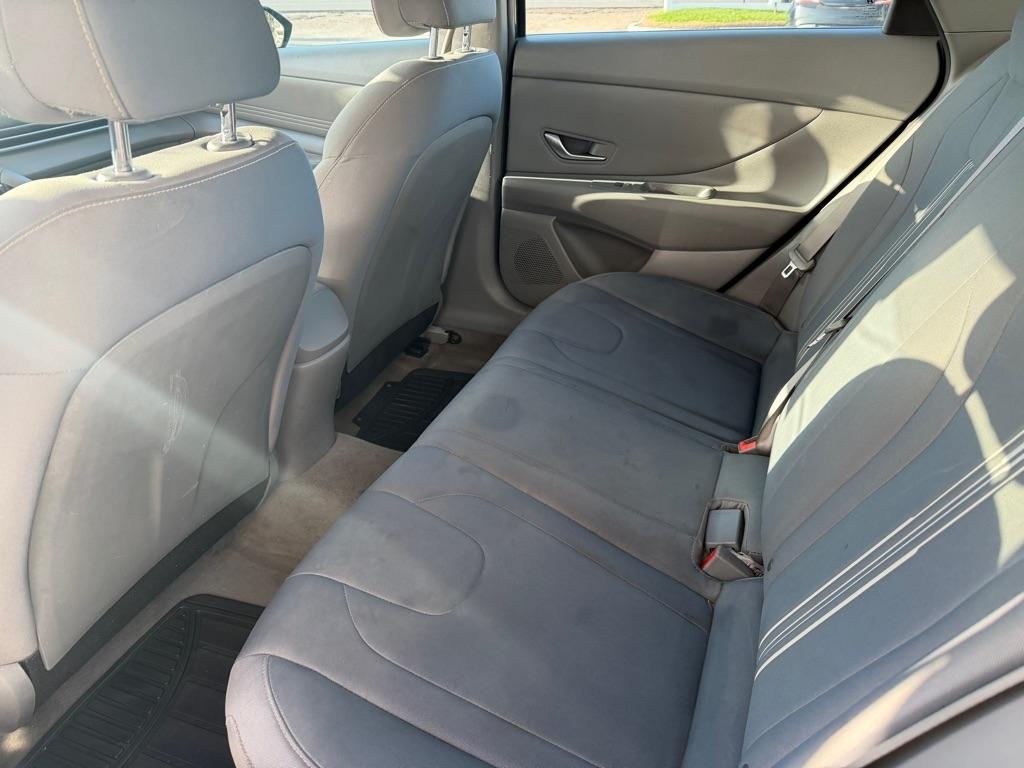 Hyundai Elantra SEL 2022