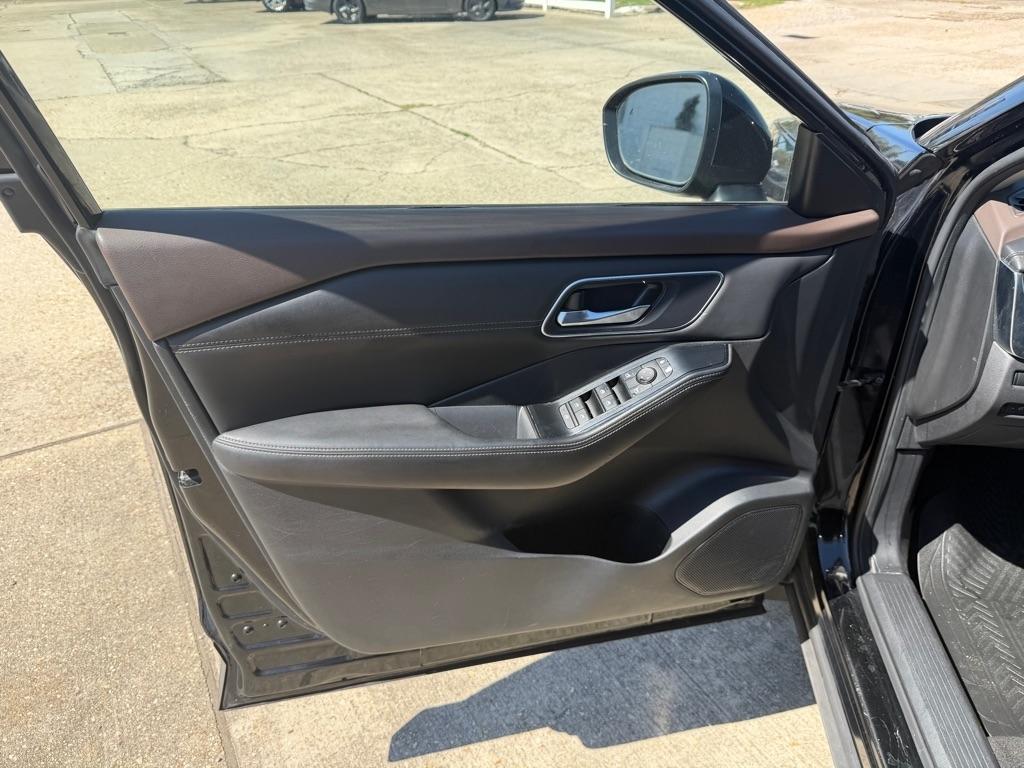 Nissan Rogue SV 2021