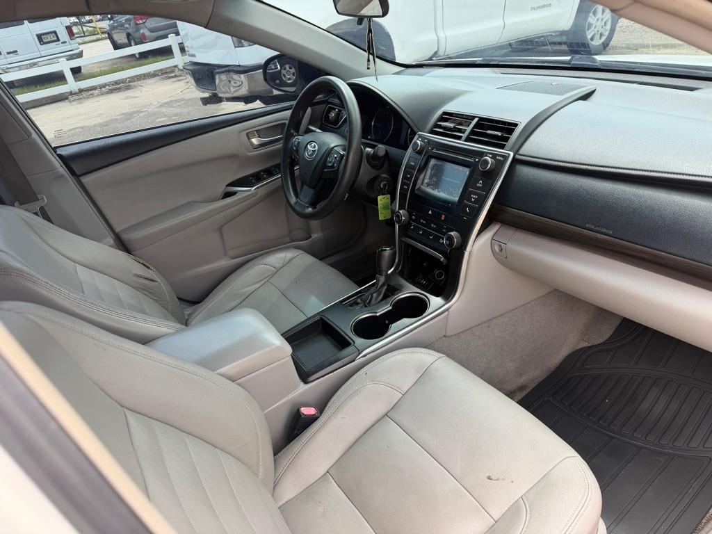 Toyota Camry  2017