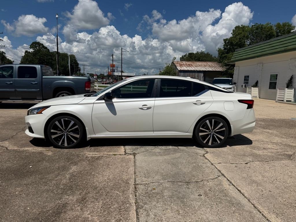 Nissan Altima  2020