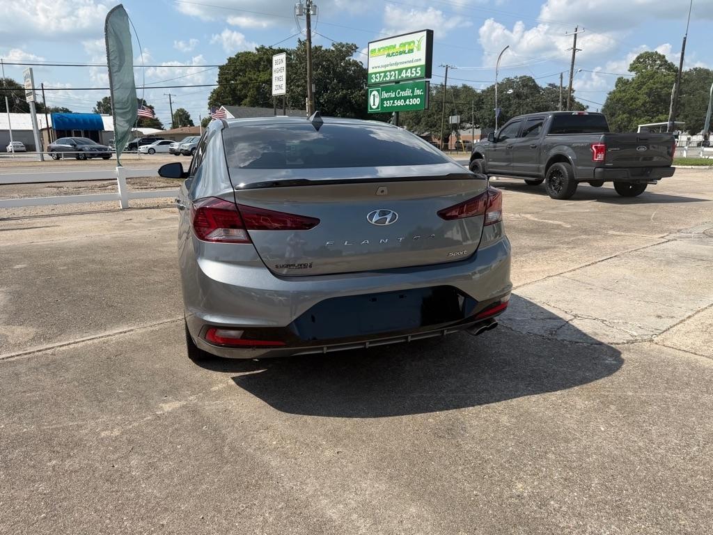 Hyundai Elantra Sport 7A 2019