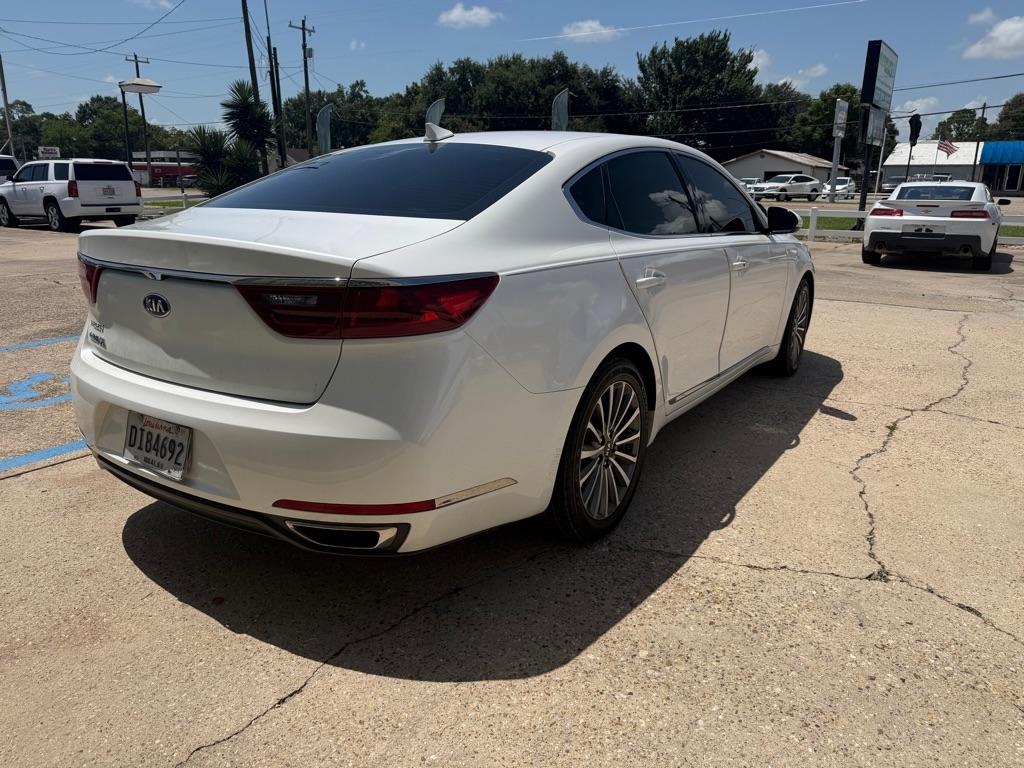 Kia Cadenza Premium 2017