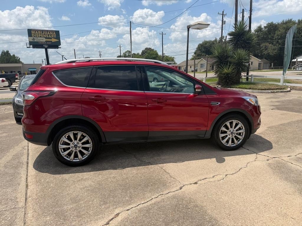 Ford Escape Titanium 4WD 2017