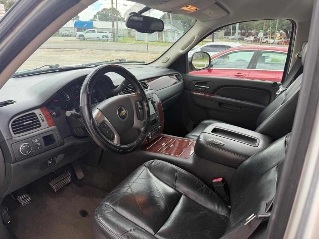Chevrolet Avalanche LTZ 2WD 2011
