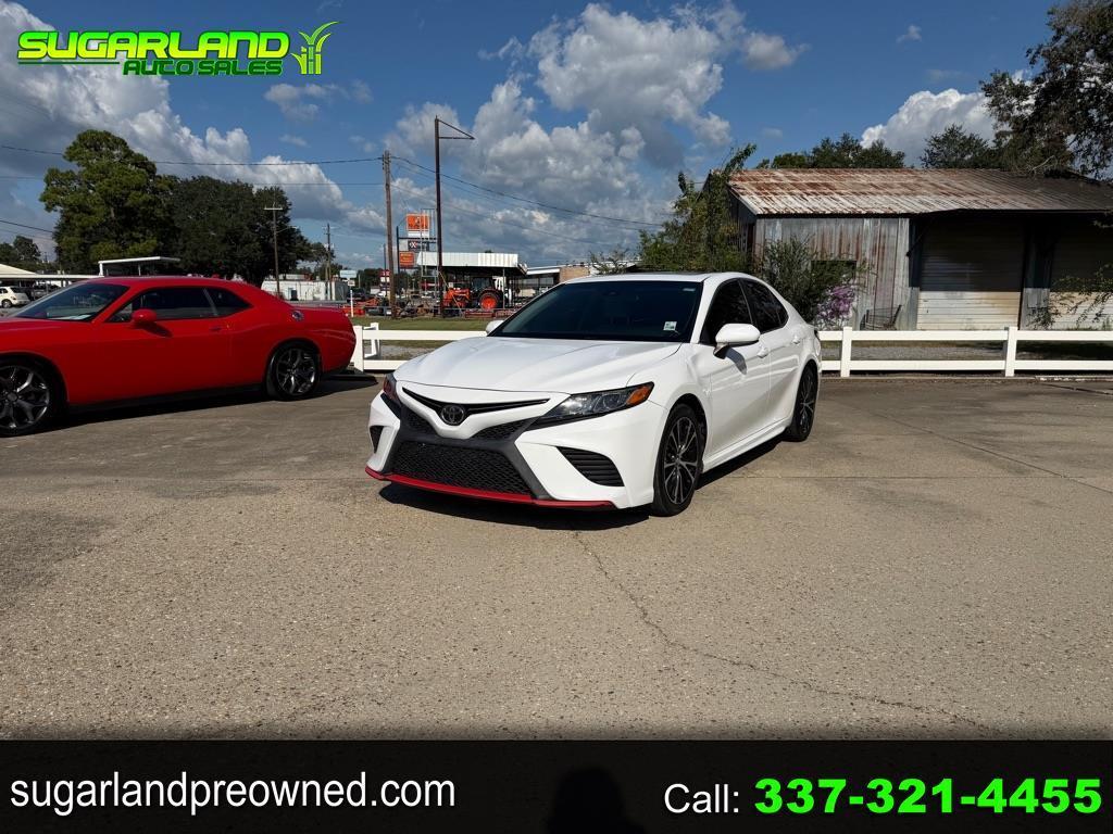 2018 Toyota Camry SE