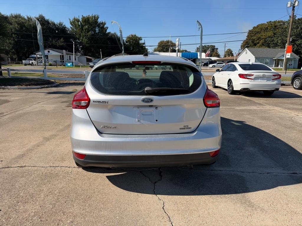 Ford Focus SE Hatch 2015