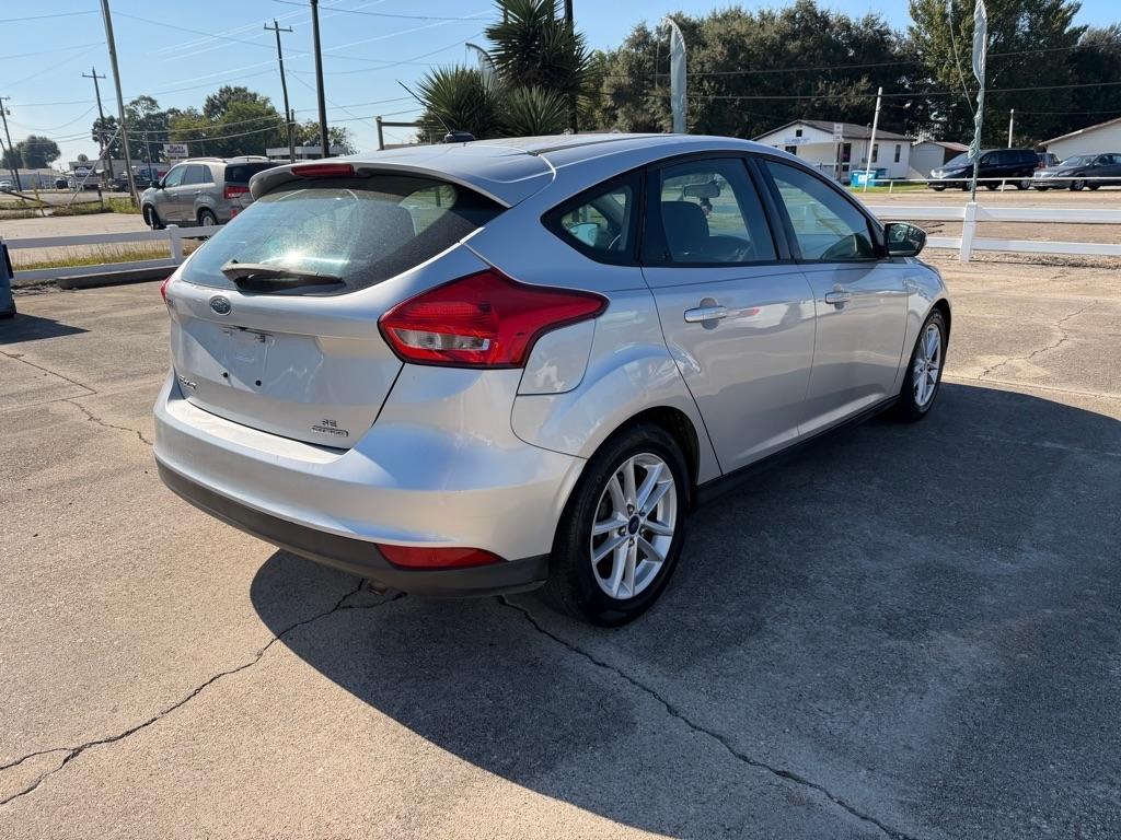 Ford Focus SE Hatch 2015