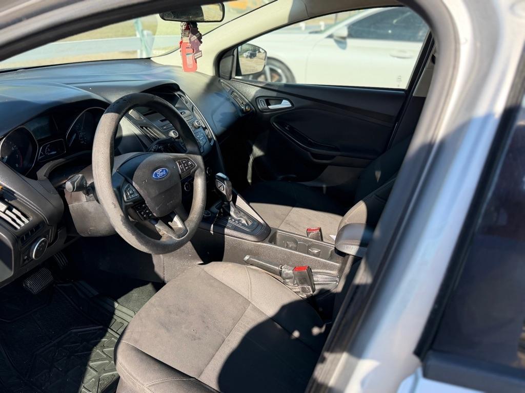 Ford Focus SE Hatch 2015