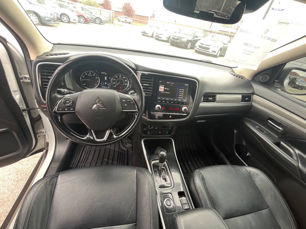 Mitsubishi Outlander SEL AWD 2020 Mitsubishi Outlander SEL AWD 2020