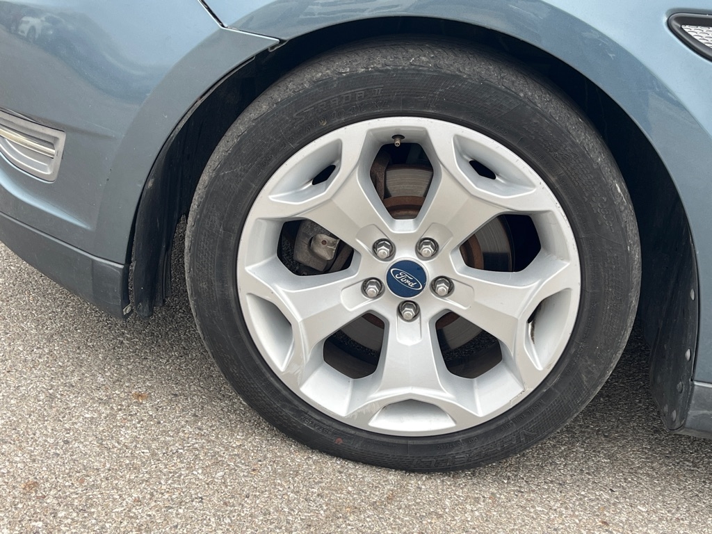 Ford Taurus SEL FWD 2010 Ford Taurus SEL FWD 2010