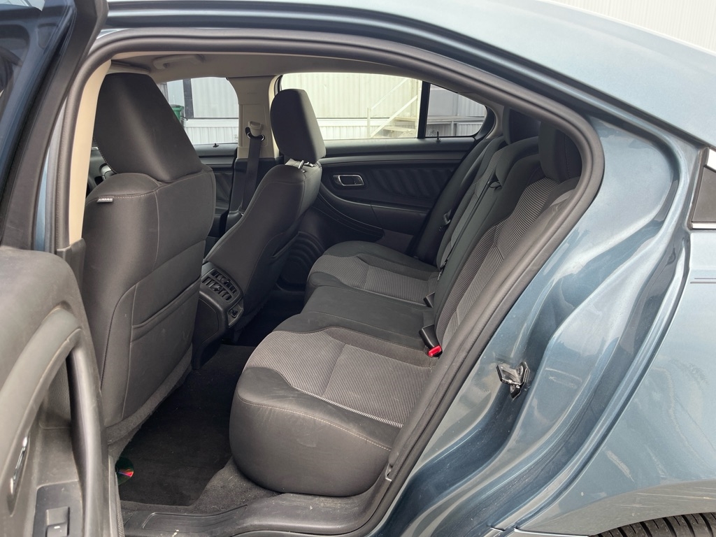 Ford Taurus SEL FWD 2010 Ford Taurus SEL FWD 2010