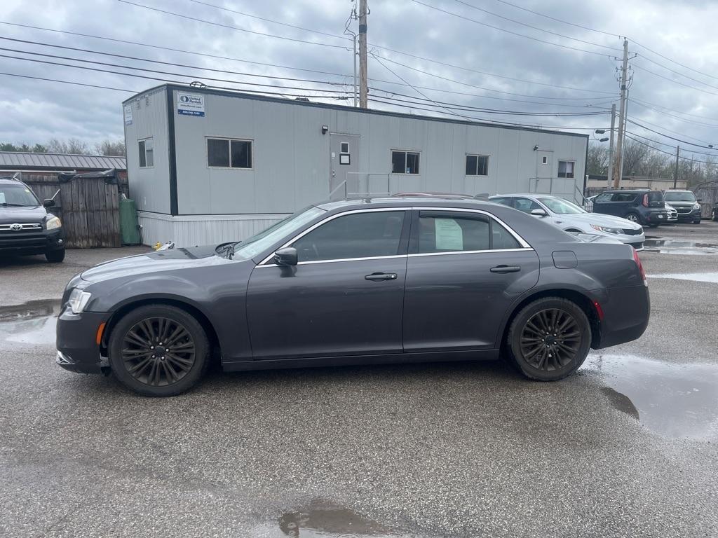 Chrysler 300 Limited RWD 2016