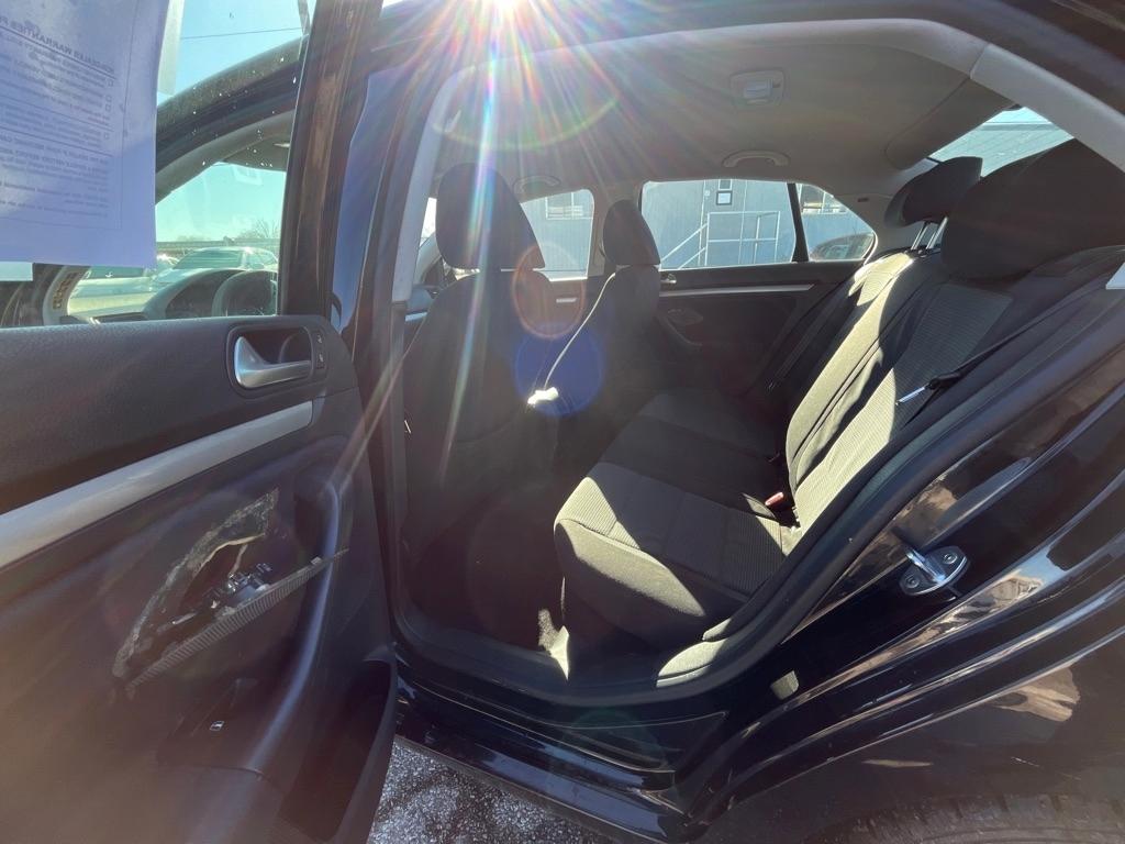 Volkswagen Jetta S PZEV 2010