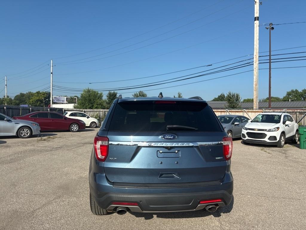 Ford Explorer XLT 4WD 2018