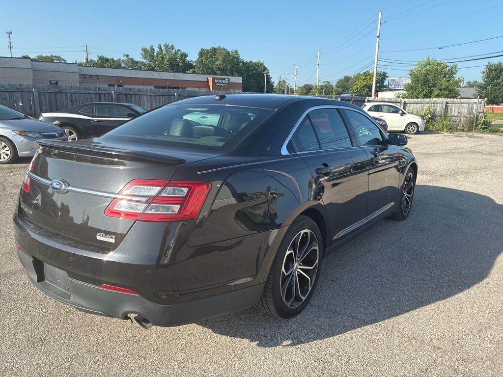 Ford Taurus 4dr Sdn SHO AWD 2013