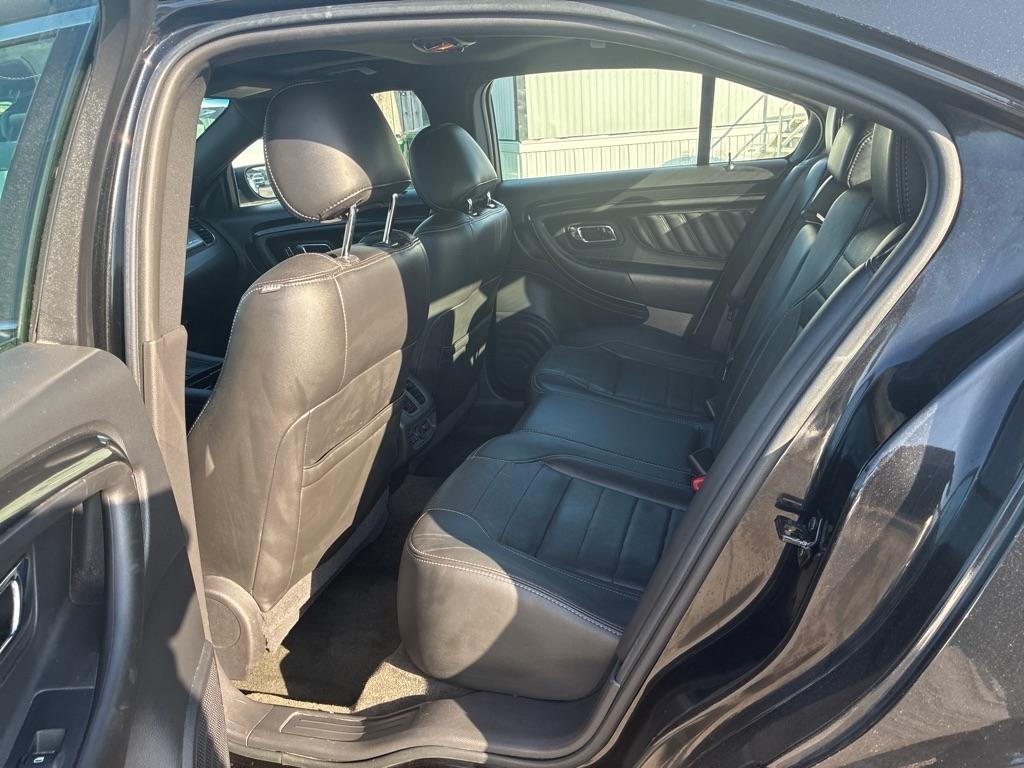 Ford Taurus 4dr Sdn SHO AWD 2013