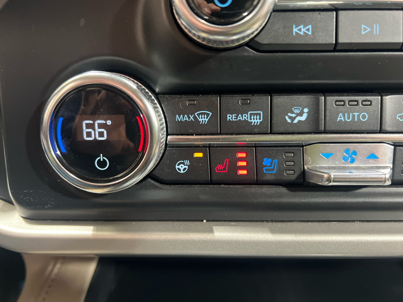 Ford Expedition XLT 4x4 2022