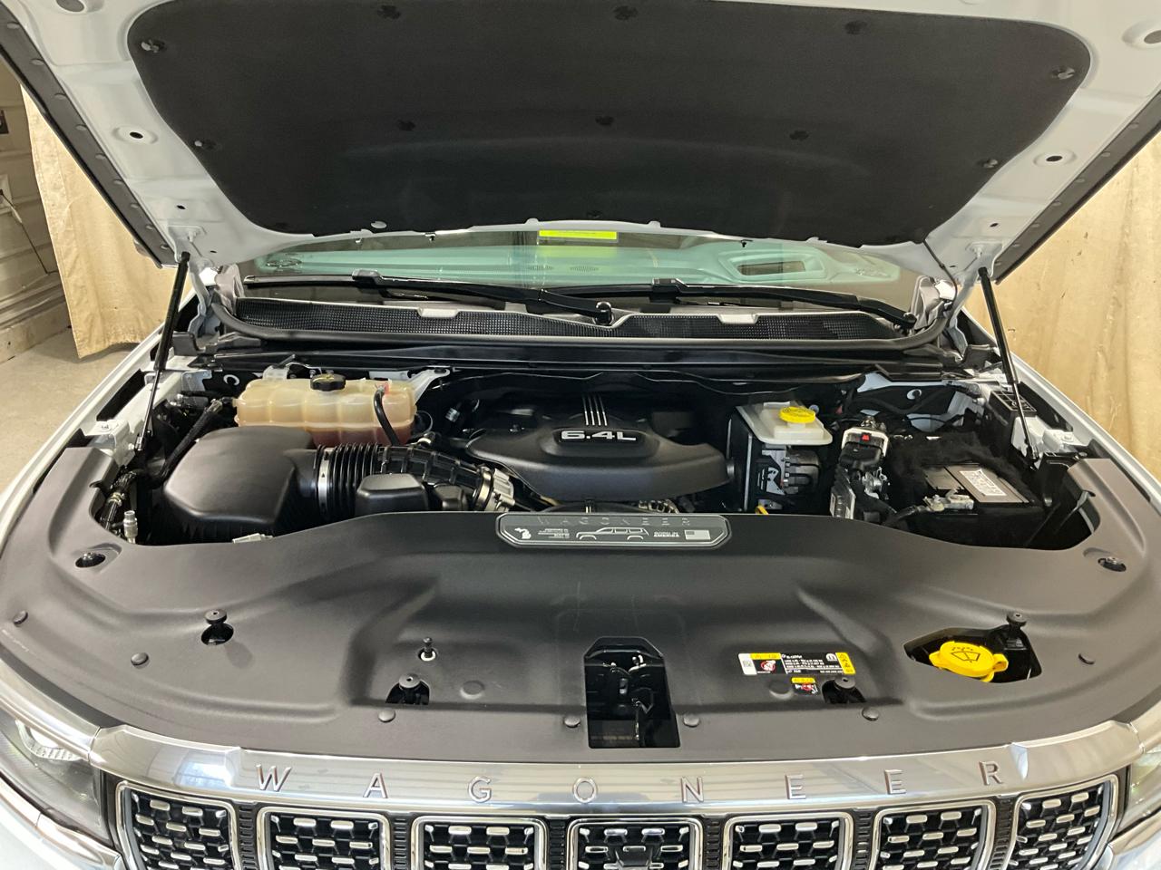 Jeep Grand Wagoneer Series III 4x4 2022