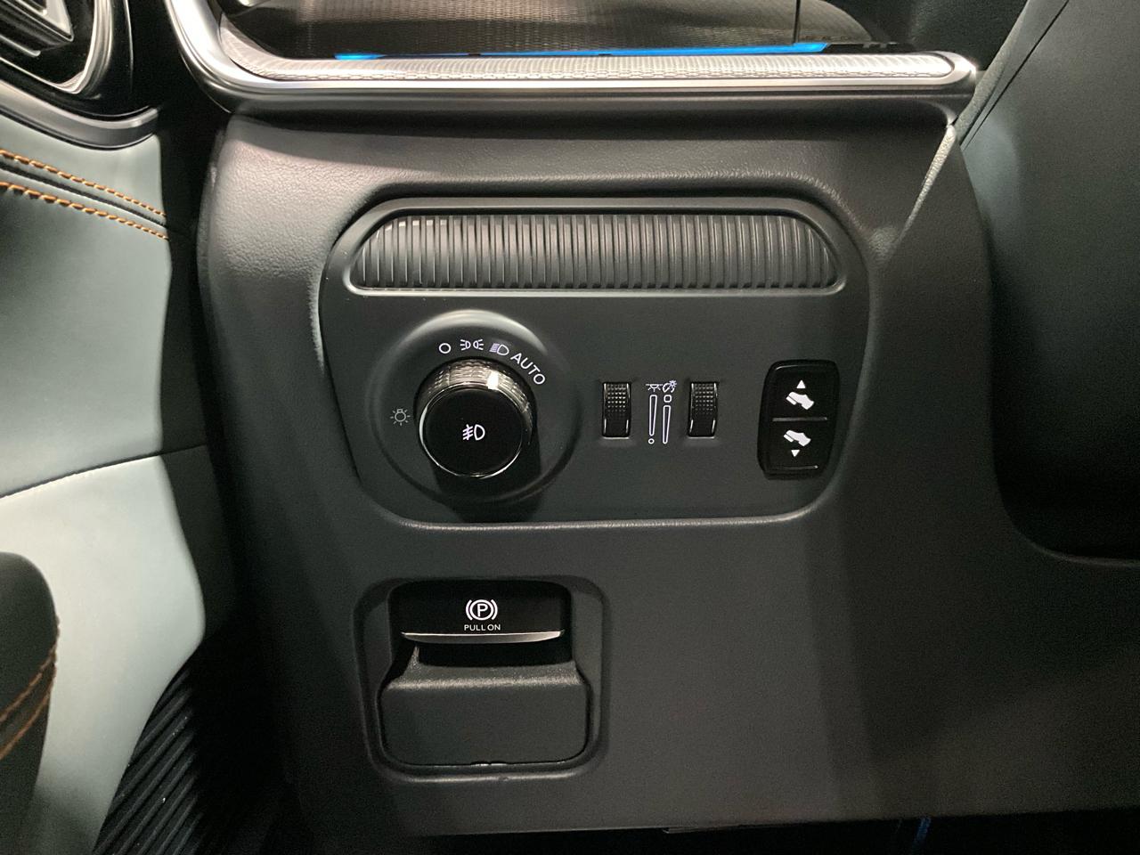 Jeep Grand Wagoneer Series III 4x4 2022