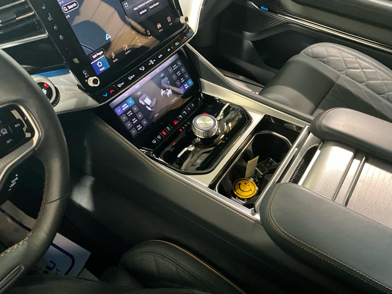 Jeep Grand Wagoneer Series III 4x4 2022