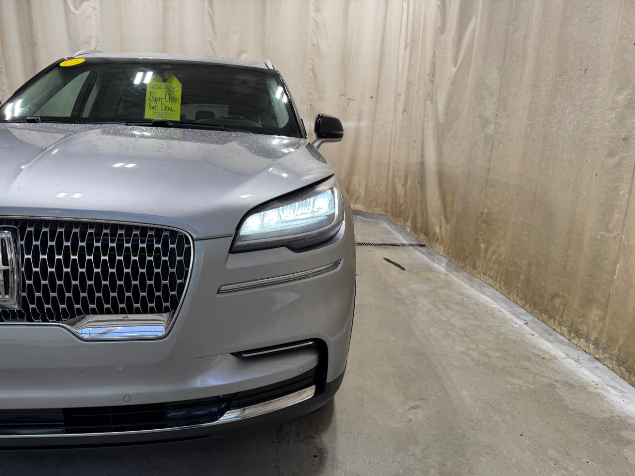 Lincoln Aviator Standard AWD 2021