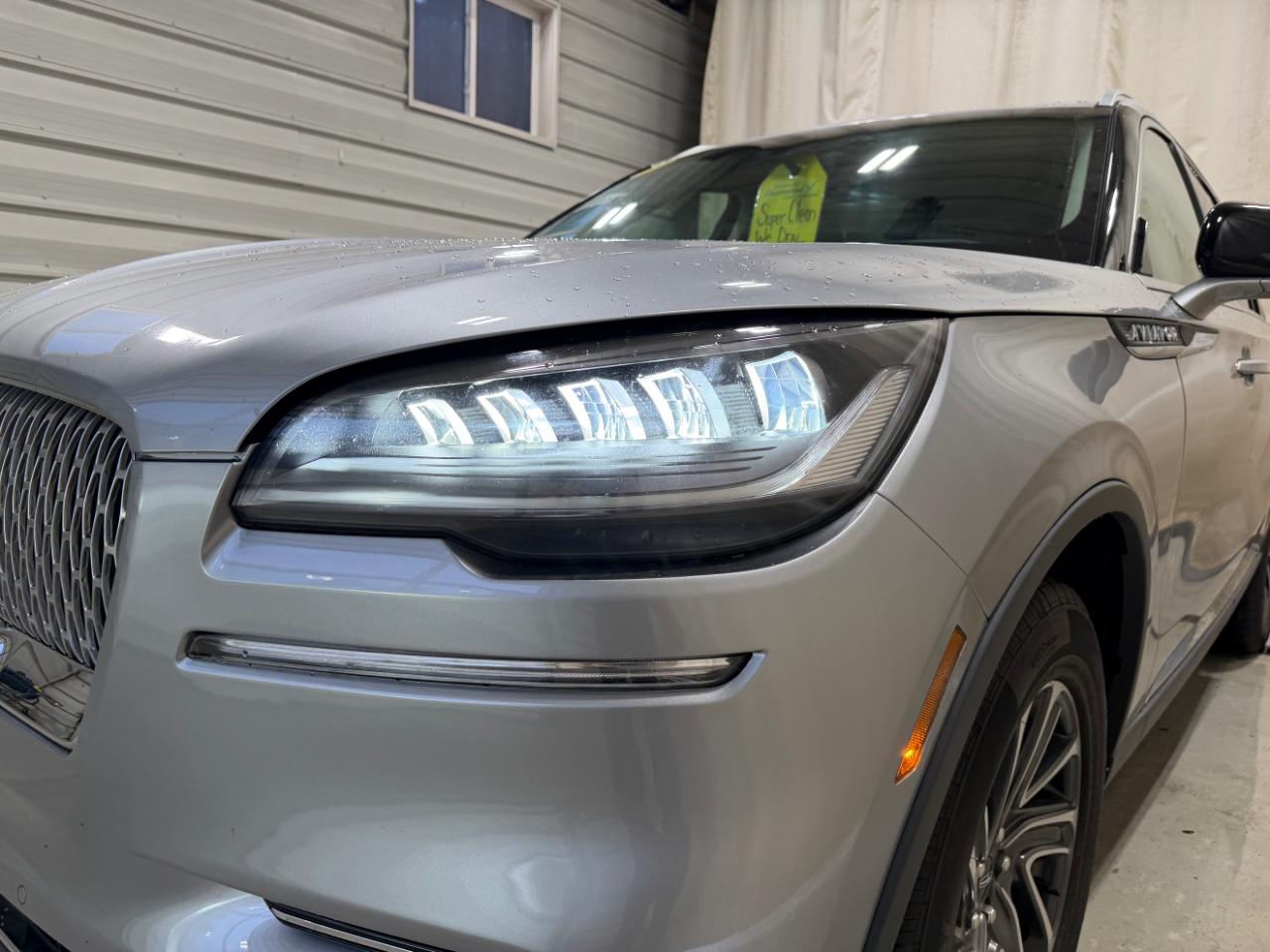 Lincoln Aviator Standard AWD 2021