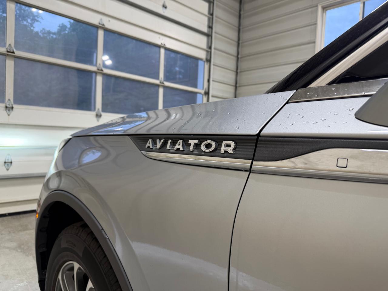 Lincoln Aviator Standard AWD 2021
