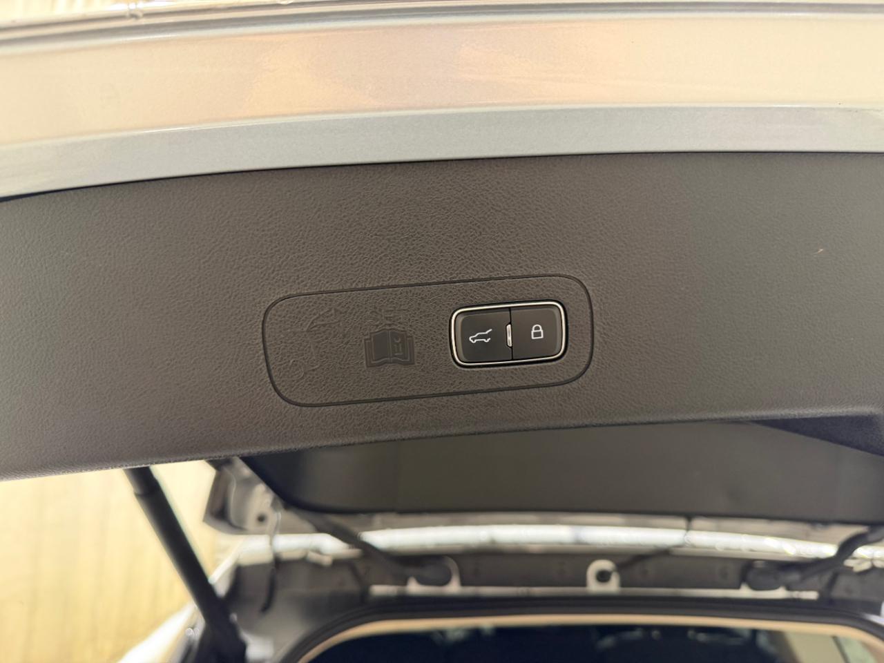 Lincoln Aviator Standard AWD 2021