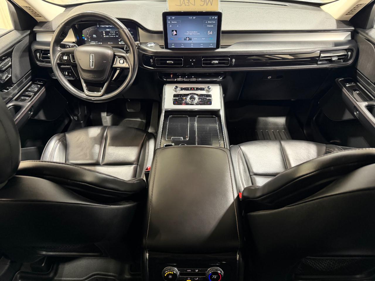 Lincoln Aviator Standard AWD 2021