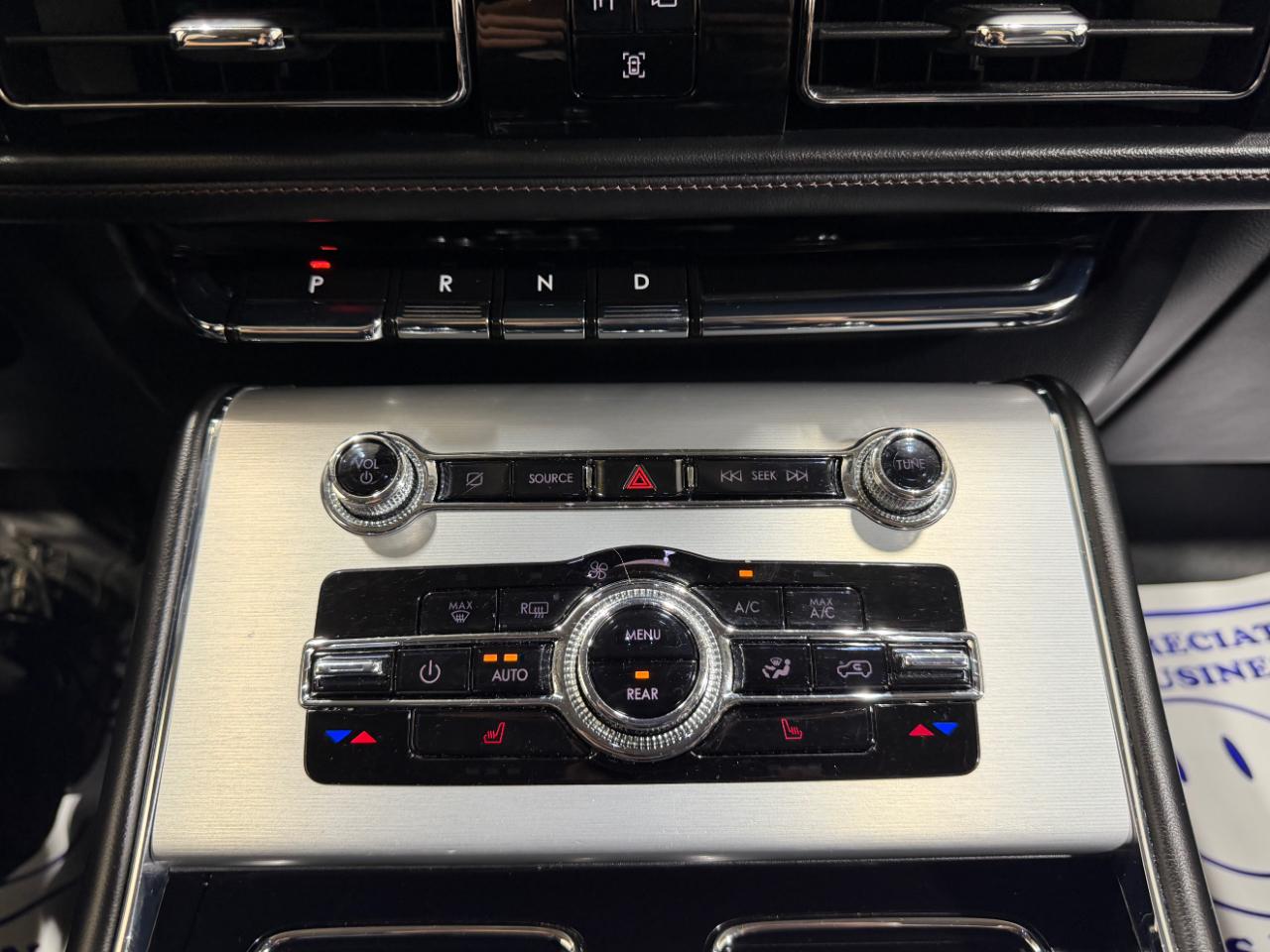 Lincoln Aviator Standard AWD 2021