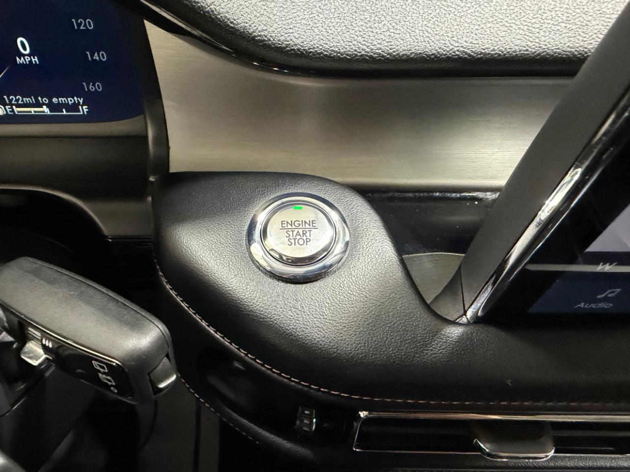 Lincoln Aviator Standard AWD 2021