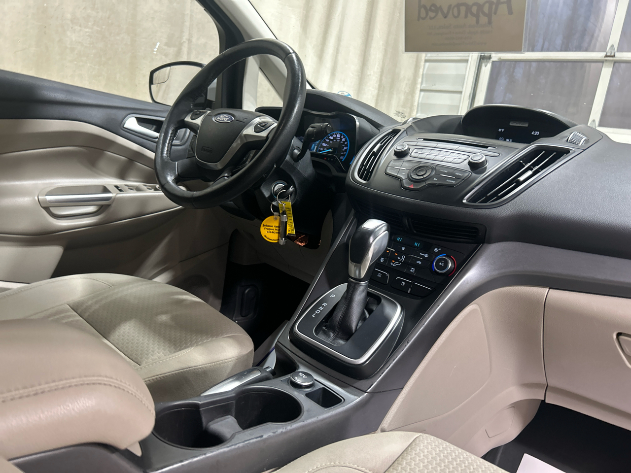 Ford C-Max Hybrid SE FWD 2017