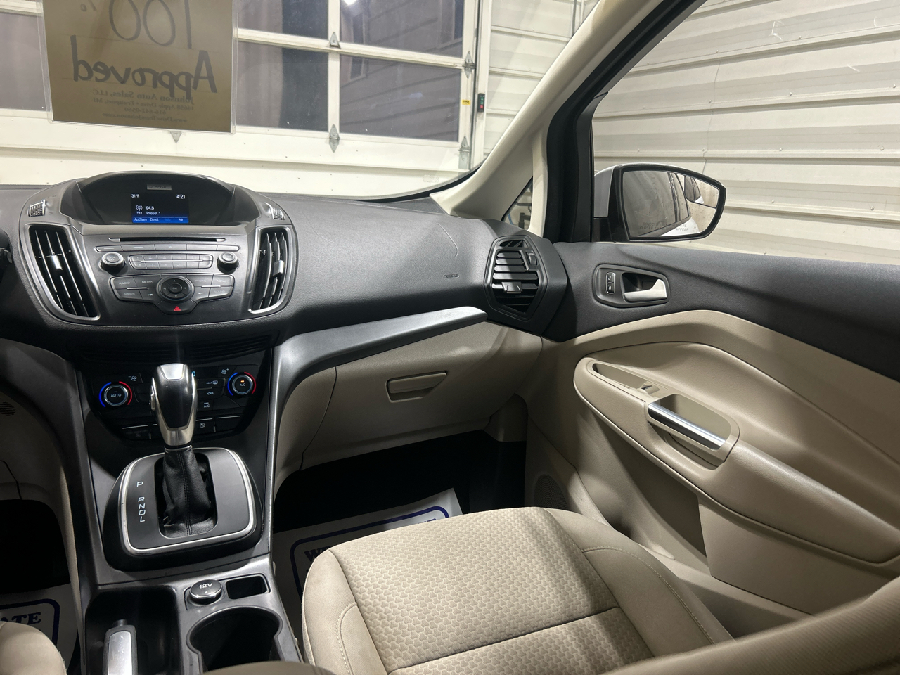 Ford C-Max Hybrid SE FWD 2017