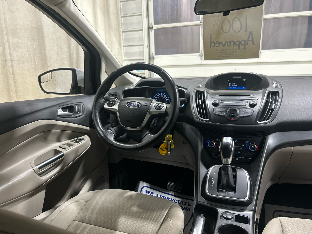 Ford C-Max Hybrid SE FWD 2017