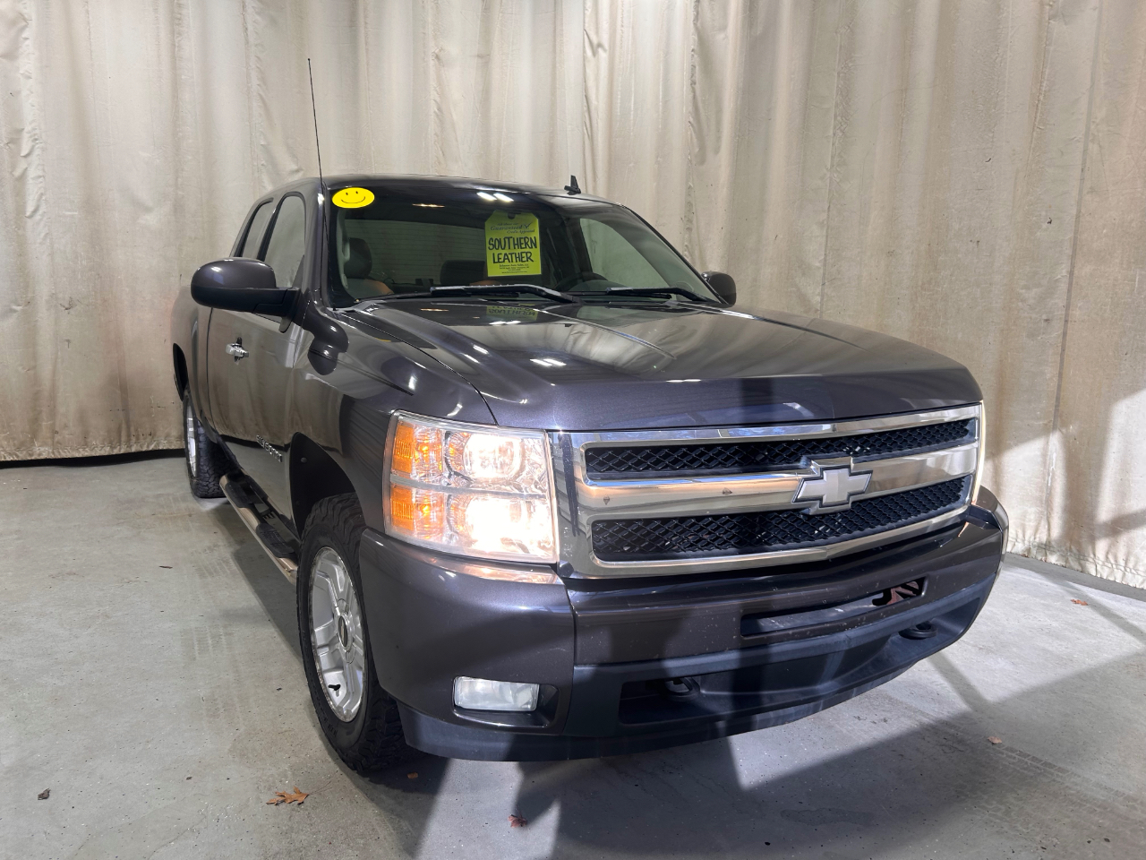 Chevrolet Silverado 1500 4WD Ext Cab 143.5" LTZ 2010 Chevrolet Silverado 1500 4WD Ext Cab 143.5" LTZ 2010