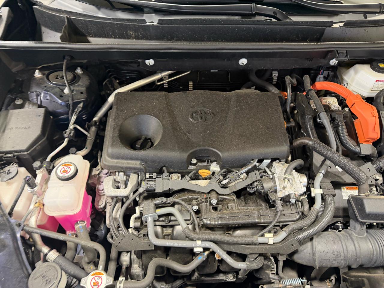 Toyota RAV4 Hybrid Limited AWD (Natl) 2022